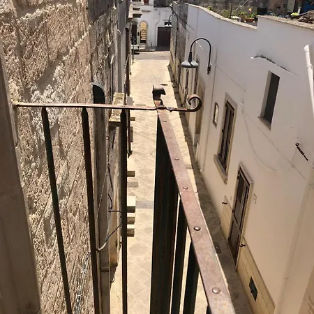 Odegos Monolocali Vico Sant'antonio * Carpignano Salentino