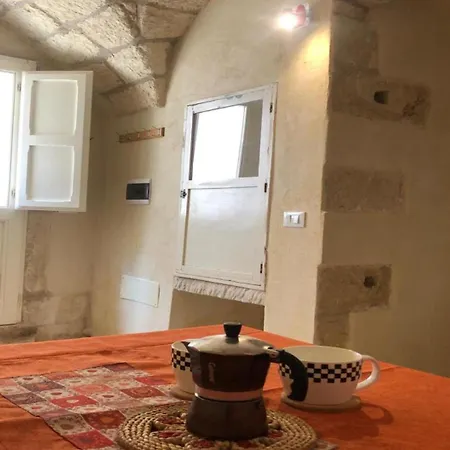 Odegos Monolocali Vico Sant'antonio Holiday home