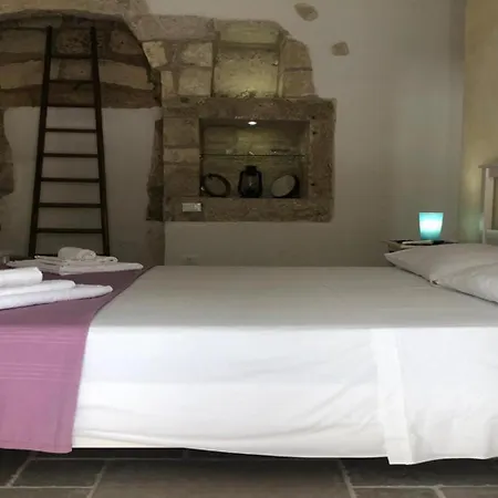 Holiday home Odegos Monolocali Vico Sant'antonio Carpignano Salentino